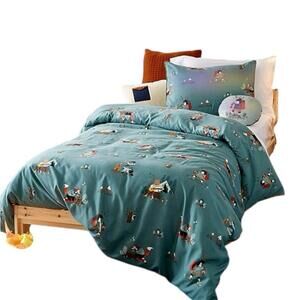 Simons Green Twin Duvet Cover Set with Playful Animal Print